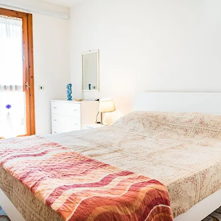 Condominio Pino Verde * Μπιμπιόνε